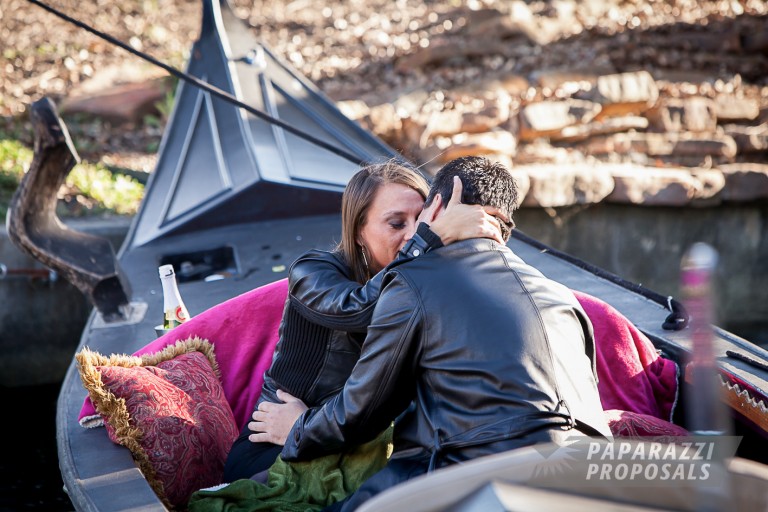 Photo Dallas Marriage Proposal – George & Lorah’s Gondola Engagement