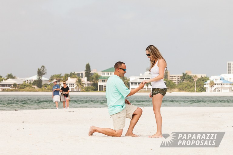 Photo Florida Proposal Ideas – Lovers Key Beach – Scott & Kristy’s Proposal
