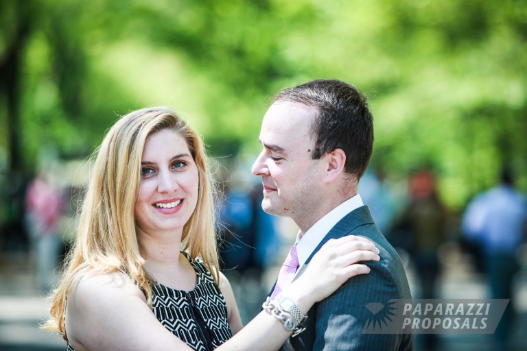 Photo Adam and Julia’s Stunning Central Park Engagement Shoot, NYC