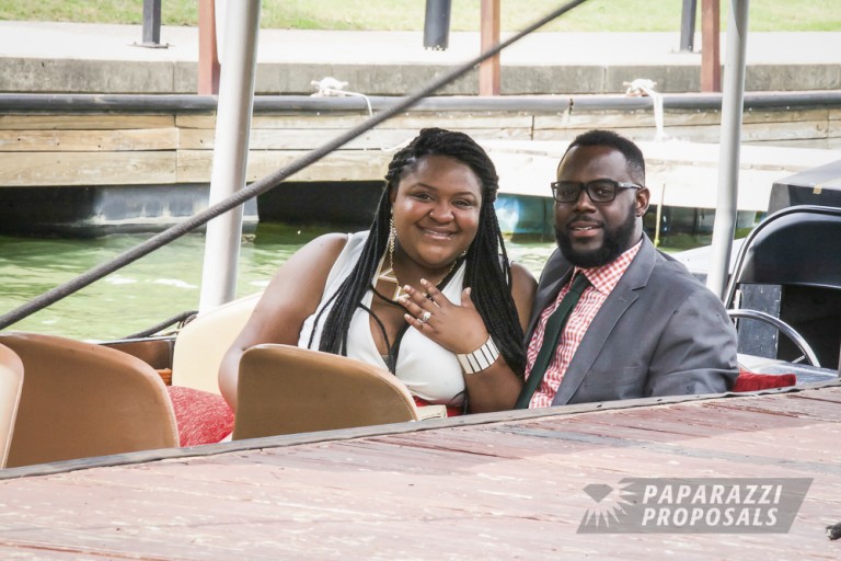 Photo Dallas Proposal Photography – Gondola Proposal