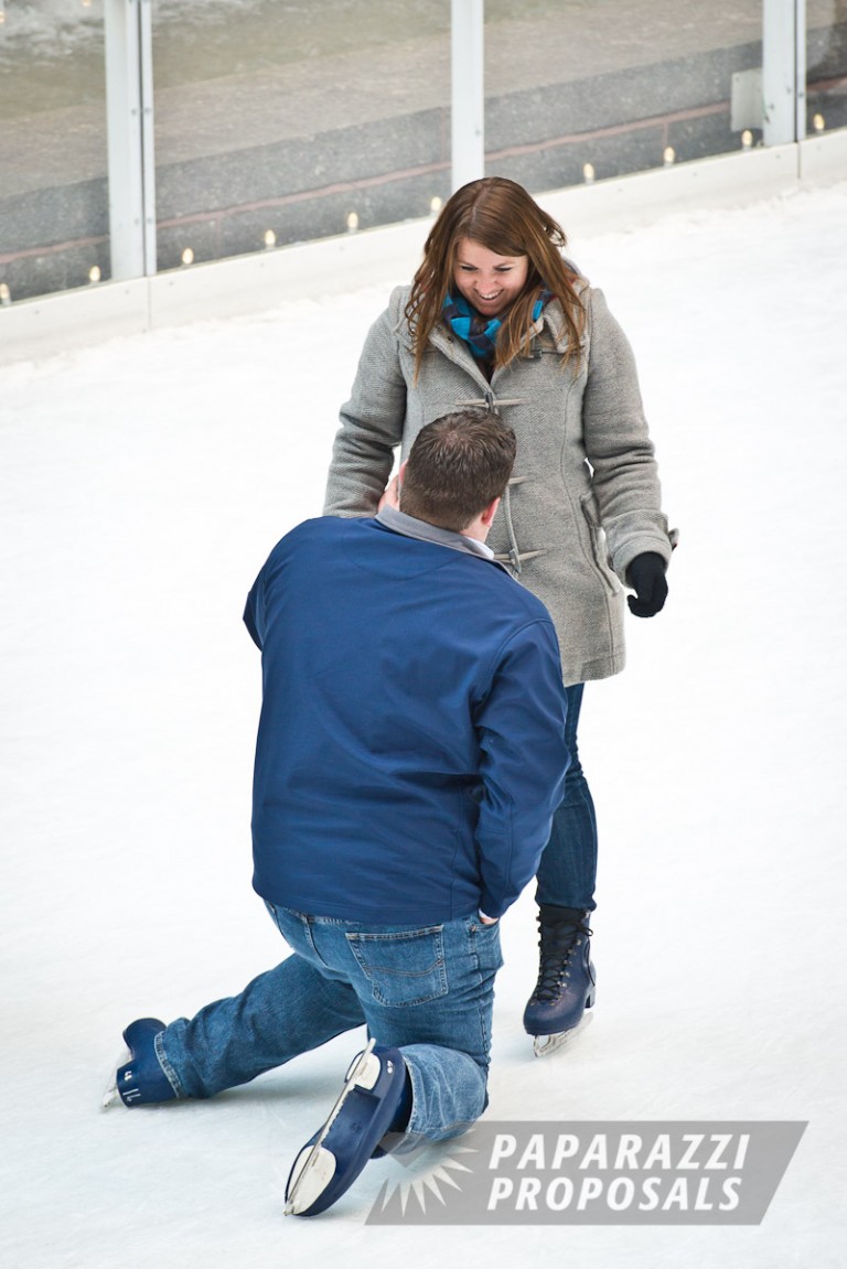 Photo Jeremy and Allison’s Rockfeller ice skating proposal