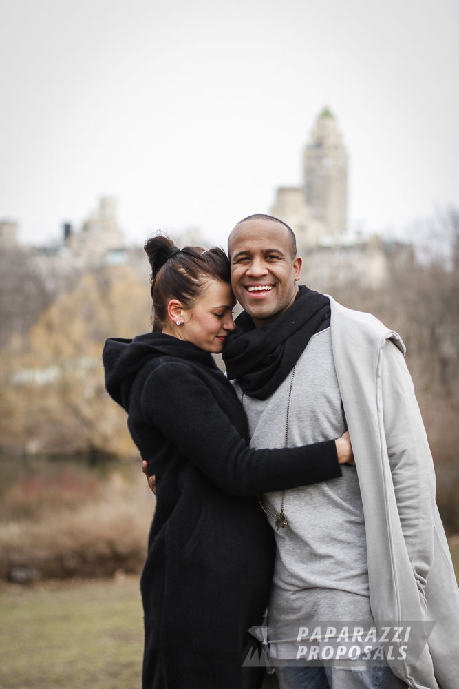 Photo Faab & Monica’s Perfect Picnic Proposal in Central Park