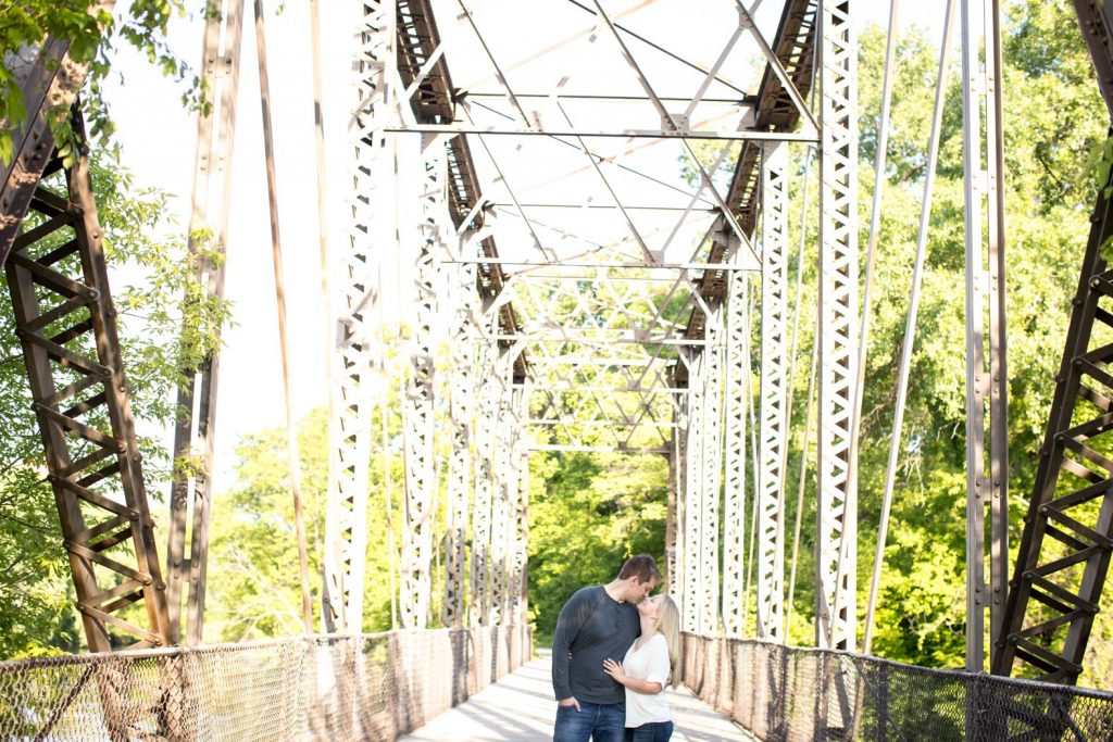 Photo Picture-Perfect Minneapolis Proposal Photography Ideas
