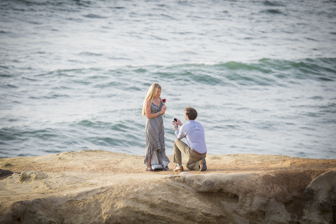 Photo Jonathan’s San Diego Sunset Cliff Engagement Proposal