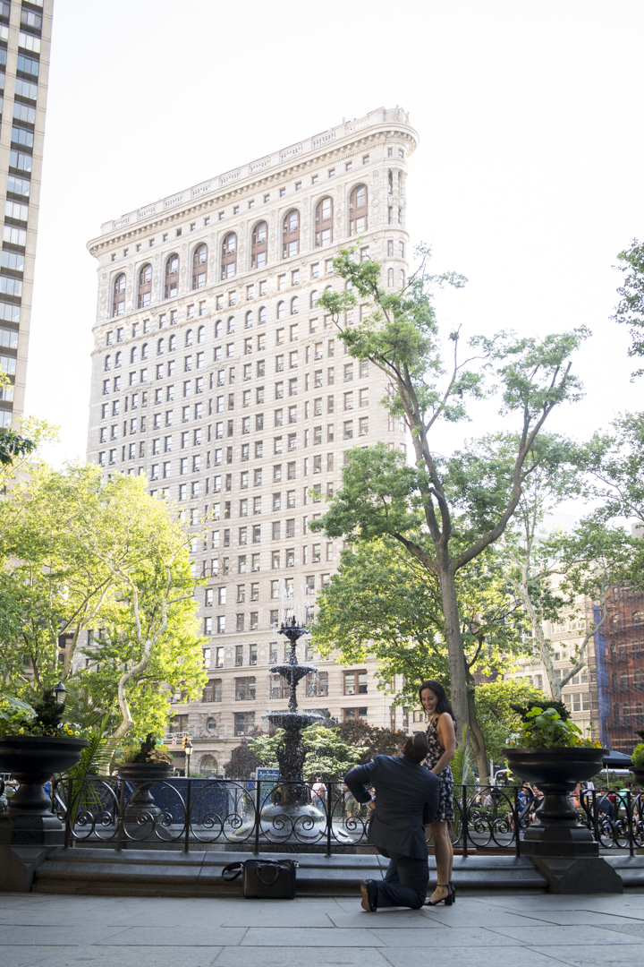 Photo Madison Square Park Engagement Photography: Vincent and Bridget