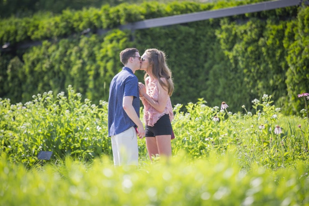 Photo Chicago Engagement Proposal Photography: Chris’ Lurie Gardens Proposal
