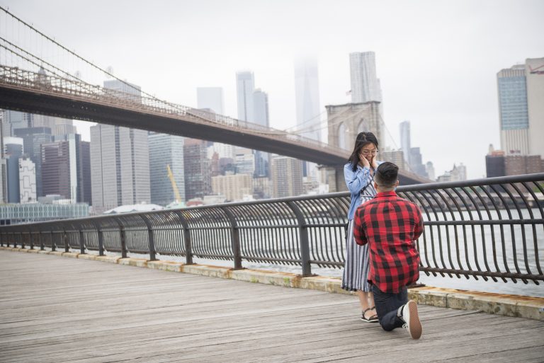 Photo Brooklyn Bridge Engagement Photography: Thanh and Stephanie