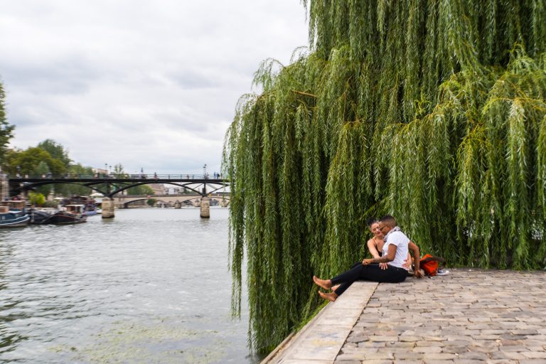 Photo Paris Engagement Proposal Videography: Nikki’s Square du Vert Gallant Proposal