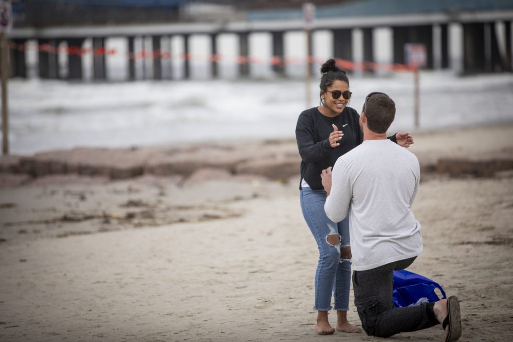 Photo Galveston Engagement Proposal Photography: Kyle’s Beach Proposal