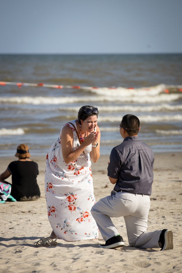 Photo Galveston Engagement Proposal Photographer: Anthony’s Beach Proposal