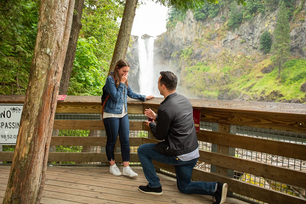 Photo Seattle Engagement Proposal Photographer: Aaron and Erin