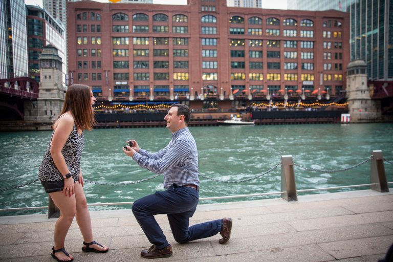 Photo Chicago Riverwalk Proposal Photos | Josh and Ariana