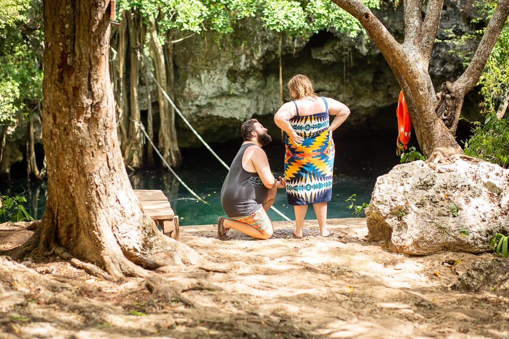 Photo Cancun Engagement Proposal Photography: Max and Mikayla