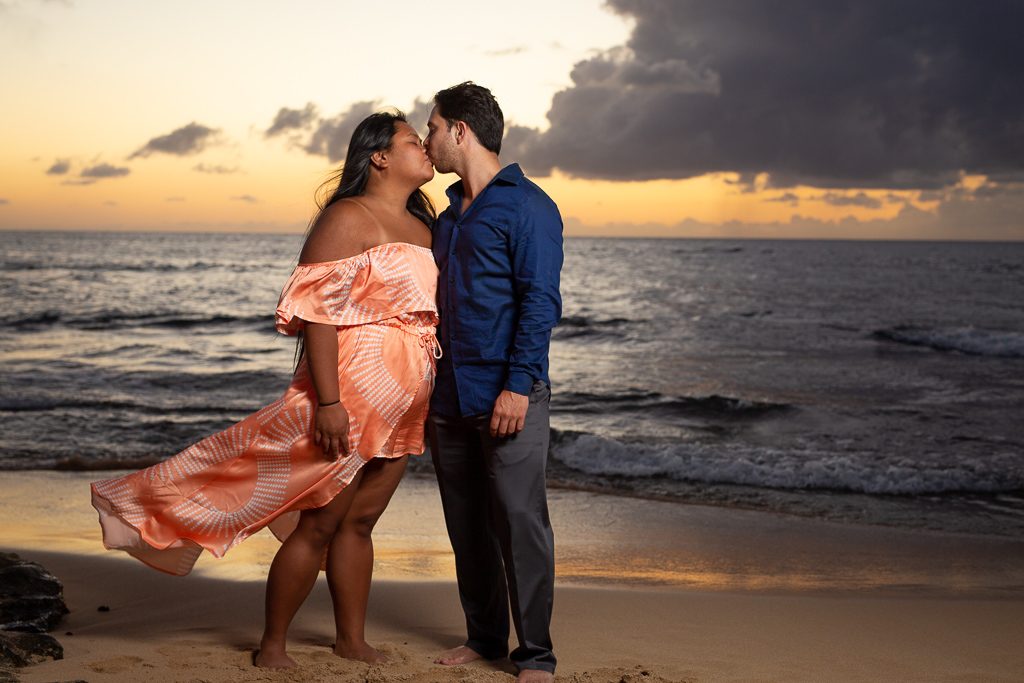 Photo Hawaii’s Papailoa Beach Proposal Photos | James and Melanie