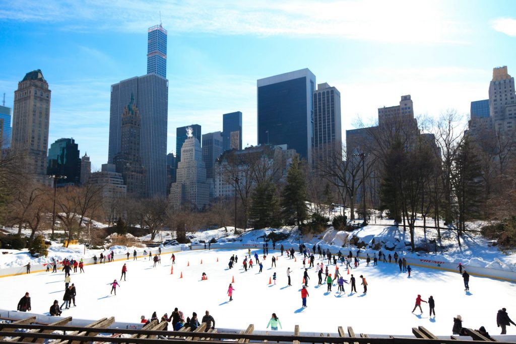 Photo Best Christmas-themed locations in NYC for a Proposal: