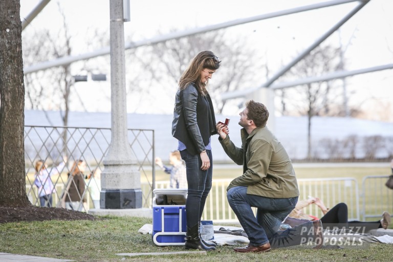 Photo Chicago Proposal Ideas – Millenium Park “Bean” – Ben & Danielle