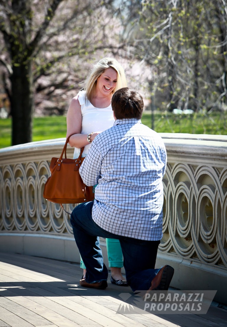 Photo Kyle and Katie’s Bow Bridge Paparazzi Proposal, New York.