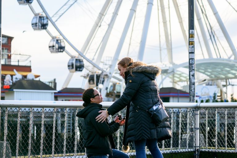 Photo Seattle Engagement Proposals: Kristen’s Seattle Big Wheel Proposal