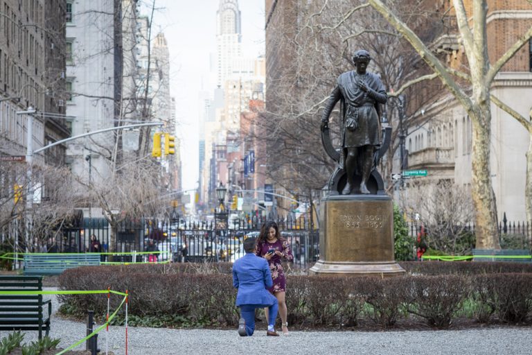 Photo Gramercy Park Engagement Proposals: Keshav and Namitha